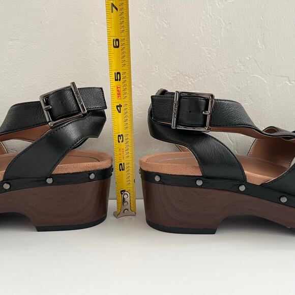 Vionic Faye T-Strap Leather Clog Sandals Women's 7 Black Studded Woven Strappy - Picture 10 of 16